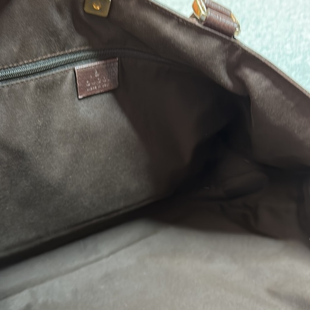 Authentic Gucci GG Canvas Abbey D-Ring Tote Bag - Picture 10 of 16